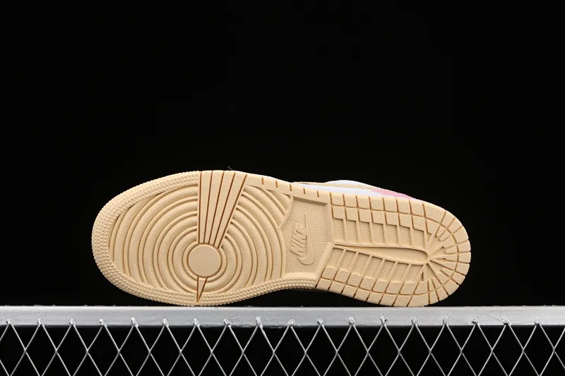 All categories Air Jordan Jordan series basketball shoes Air Jordan 1 Low Different versions Air Jordan 1 Low GS AJ1 Joe 1 low-top ice cream Low-top basketball shoes CW7104-601